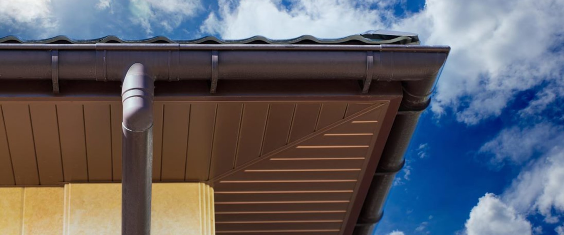 How Gutter Installation Can Help You Sell Your House For Cash In Northern Virginia